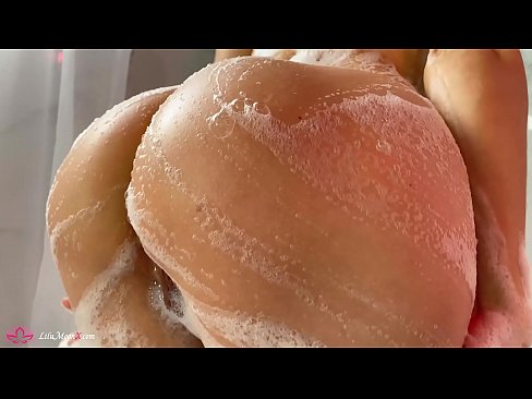 ❤️ Brunette Masturbates Pus karo Vibrator kanggo Intens Orgasme ing Shower ❤️ Porno ing kita ❌️❤